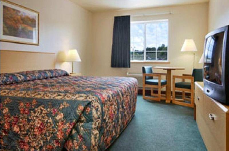 Motel Super 8 By Wyndham Ava Exteriér fotografie
