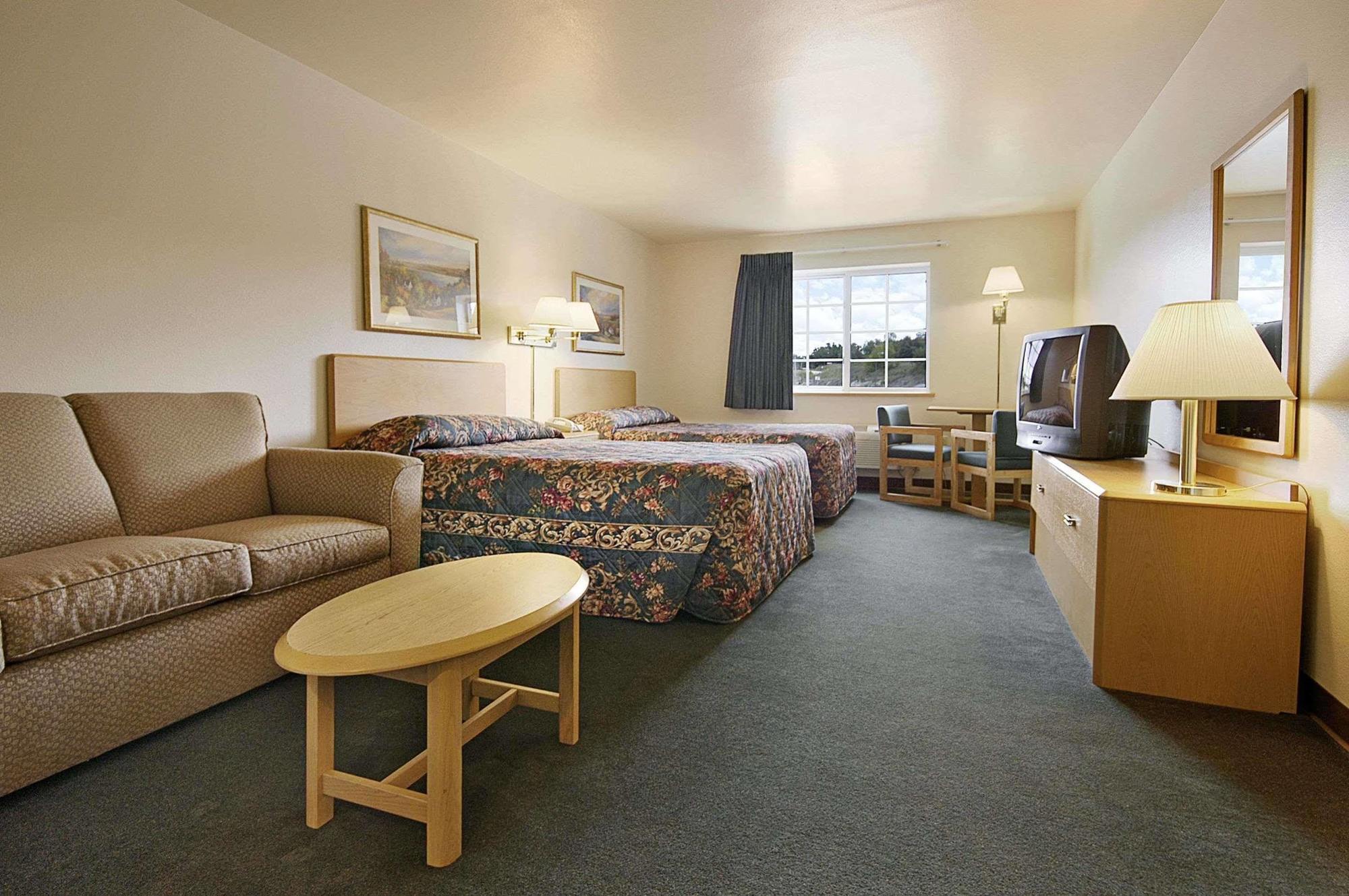 Motel Super 8 By Wyndham Ava Exteriér fotografie